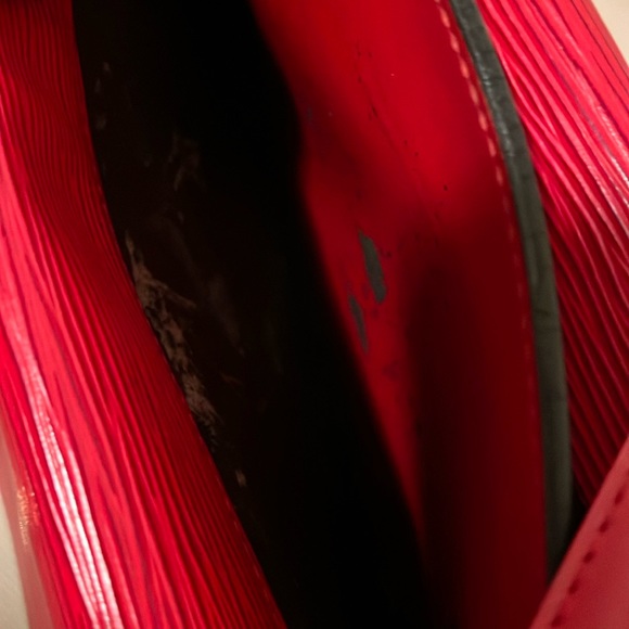 Louis Vuitton Grenelle Red Epi Leather Crossbody - Picture 12 of 16